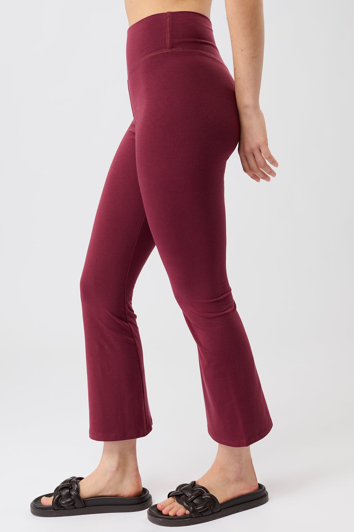 Mandala Sport Hose Rot Seite - Cropped Flared Pants