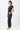 Mandala Trainings Hose Blau Outfit Seite - The N.Y. Pants