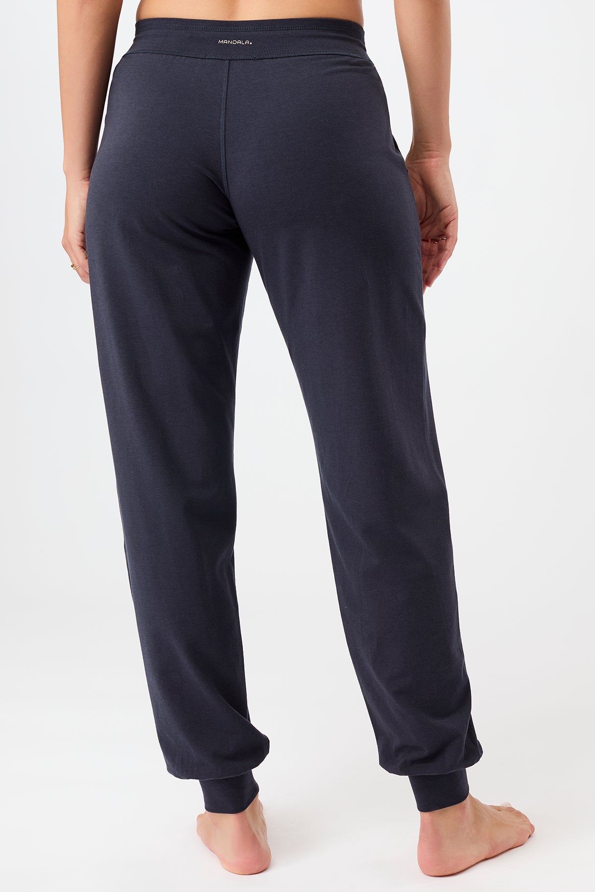 Mandala Trainings Hose Blau Rückseite - The N.Y. Pants