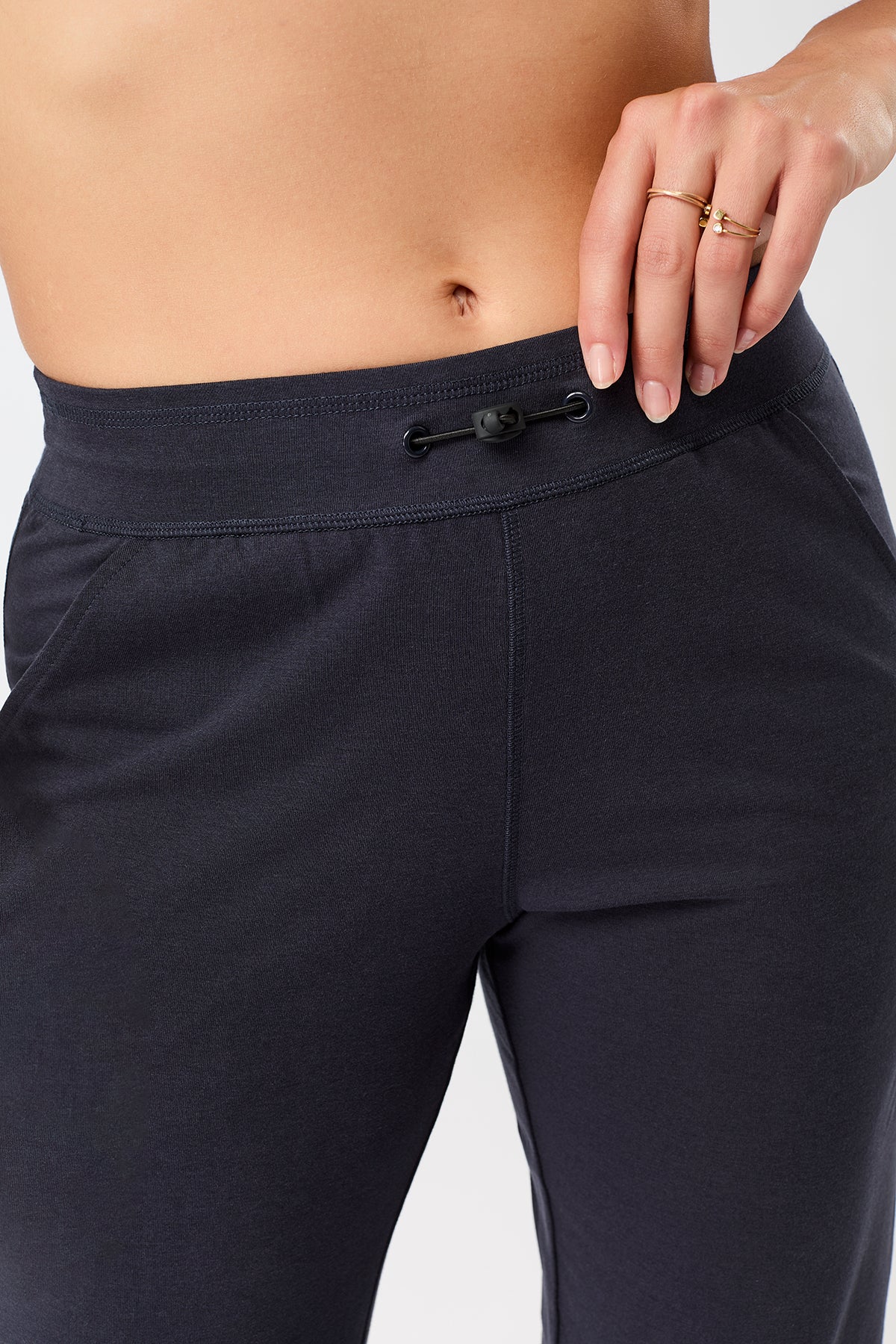 Mandala Trainings Hose Blau Detail - The N.Y. Pants
