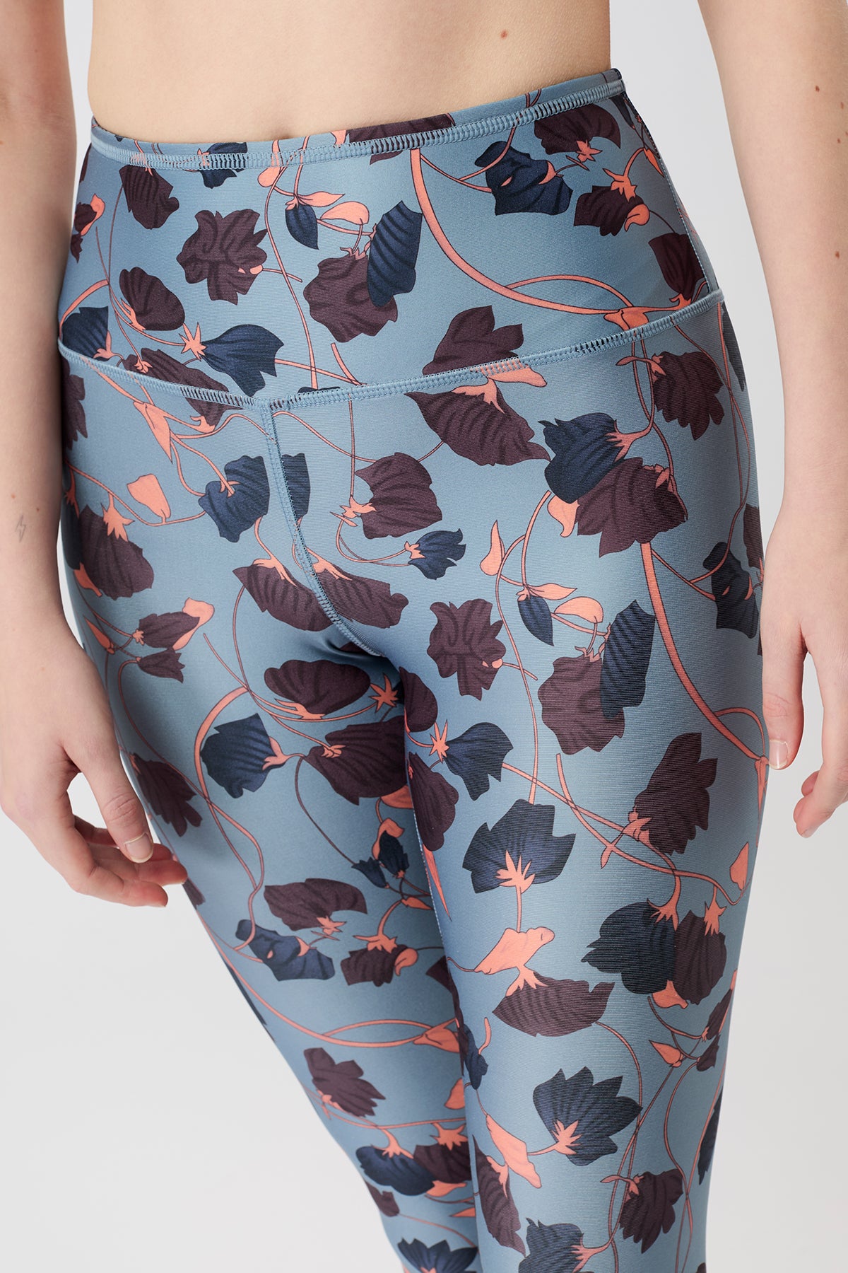 Mandala Fitness Legging gemustert Detail - VibrantVibe Leggings