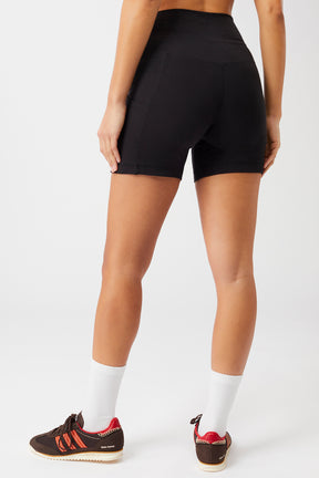Mandala Yoga Shorts Schwarz Rückseite - Sprinter Shorts