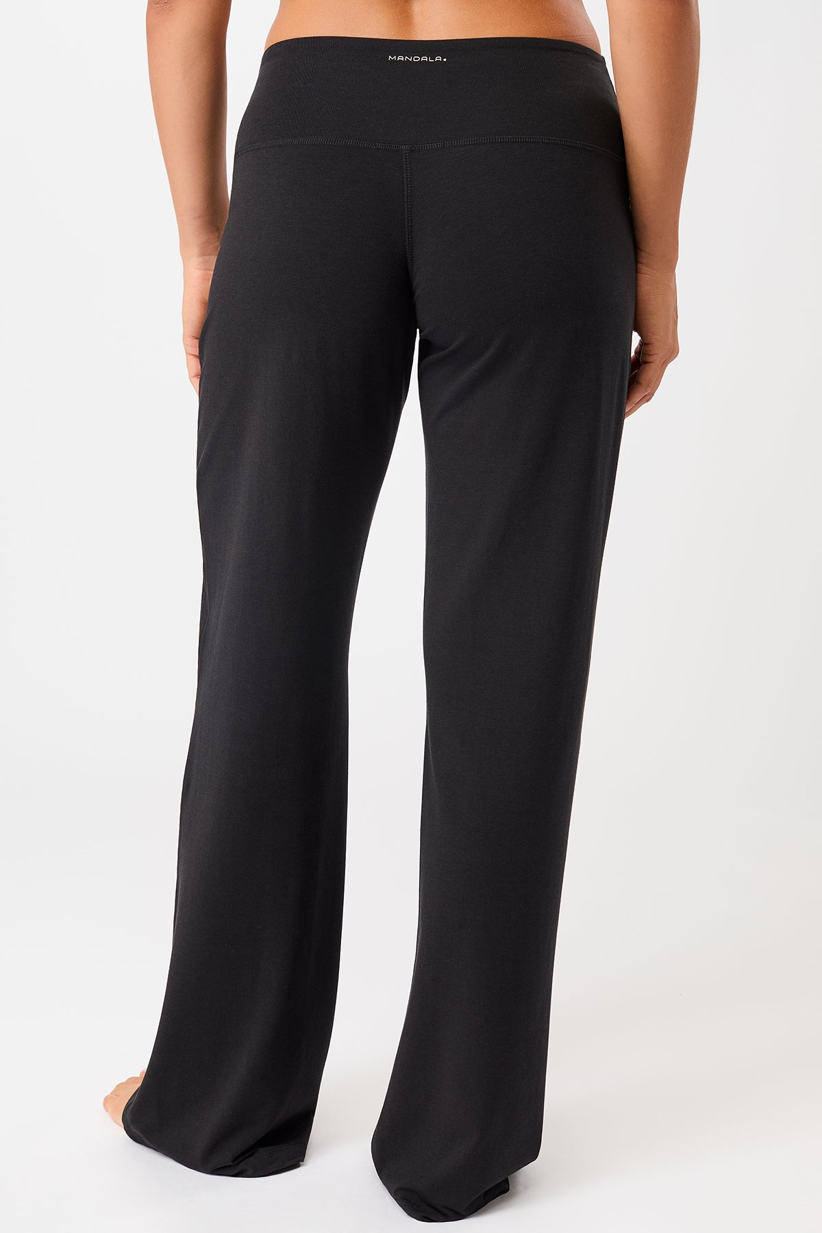 Mandala Fitness Hose Schwarz Rückseite - Wide Leg Pants