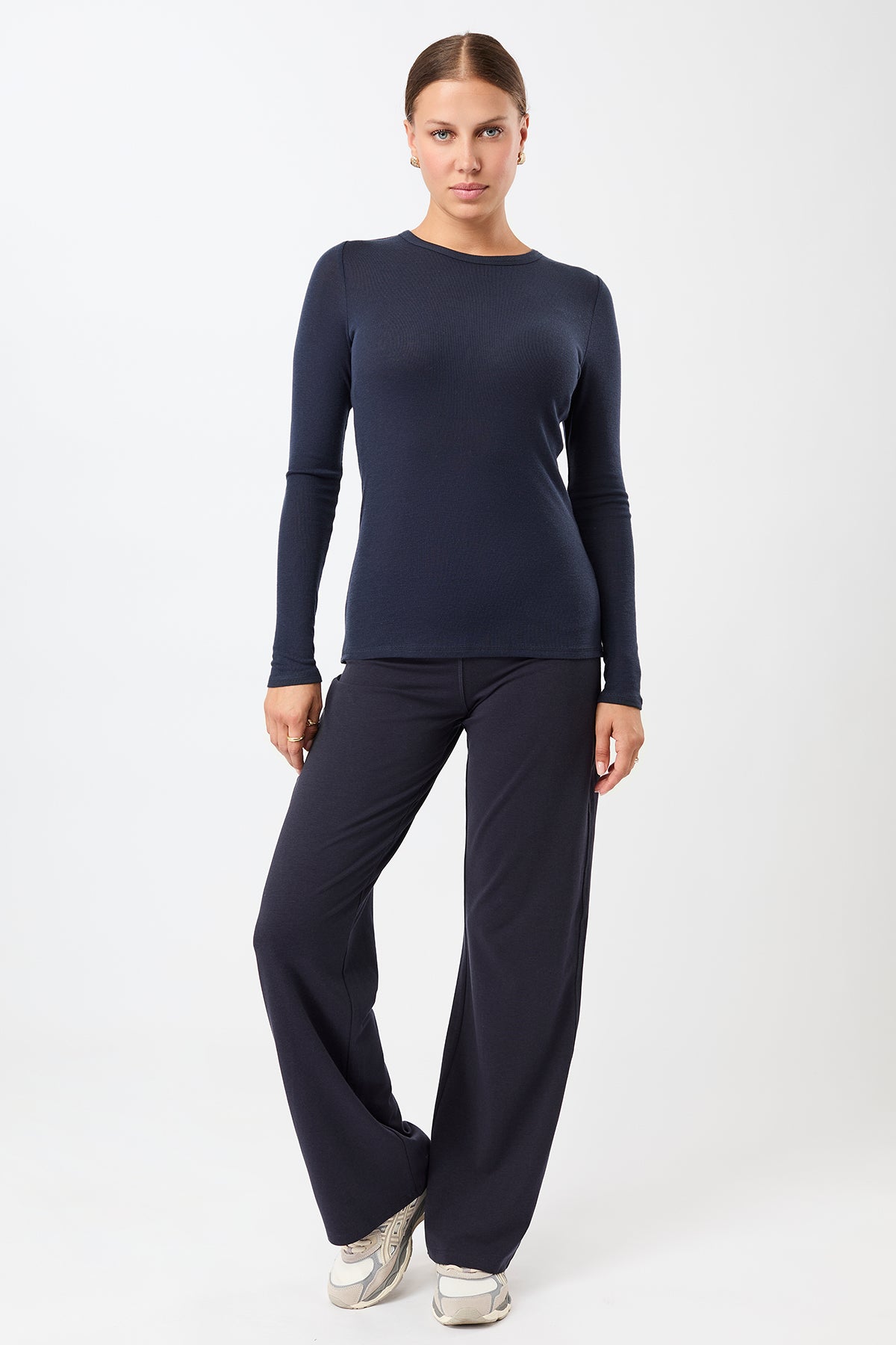 Mandala Fitness Hose Blau Outfit Front - Wide Leg Pants