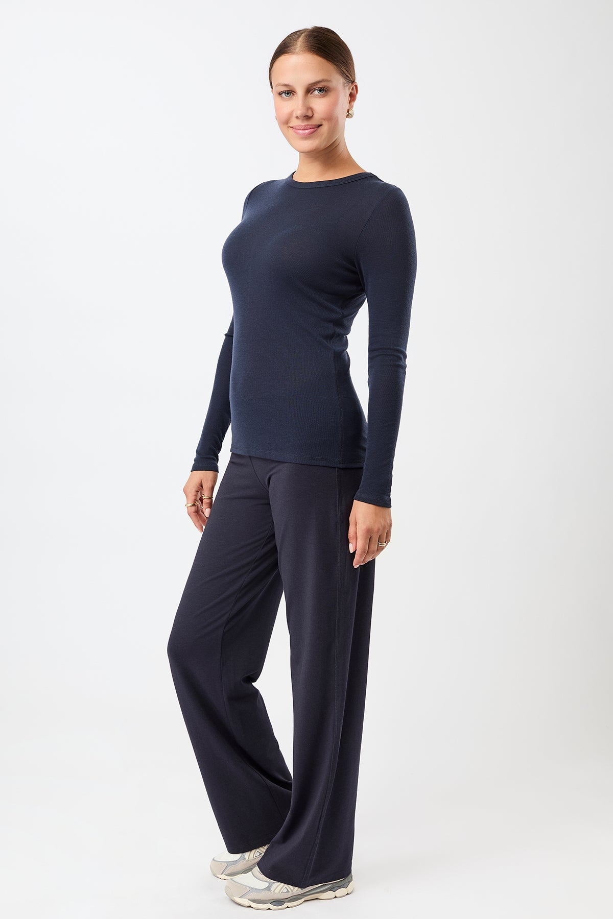 Mandala Fitness Hose Blau Outfit Front - Wide Leg Pants