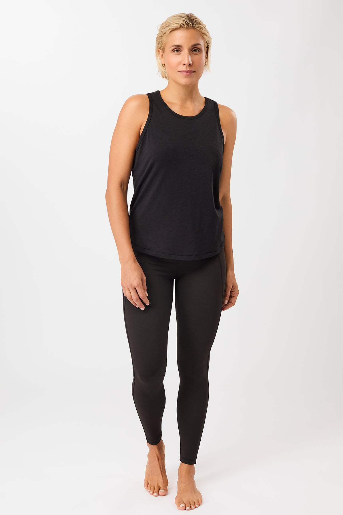 Mandala Fitness Top Schwarz Outfit Front - Racer Back Top