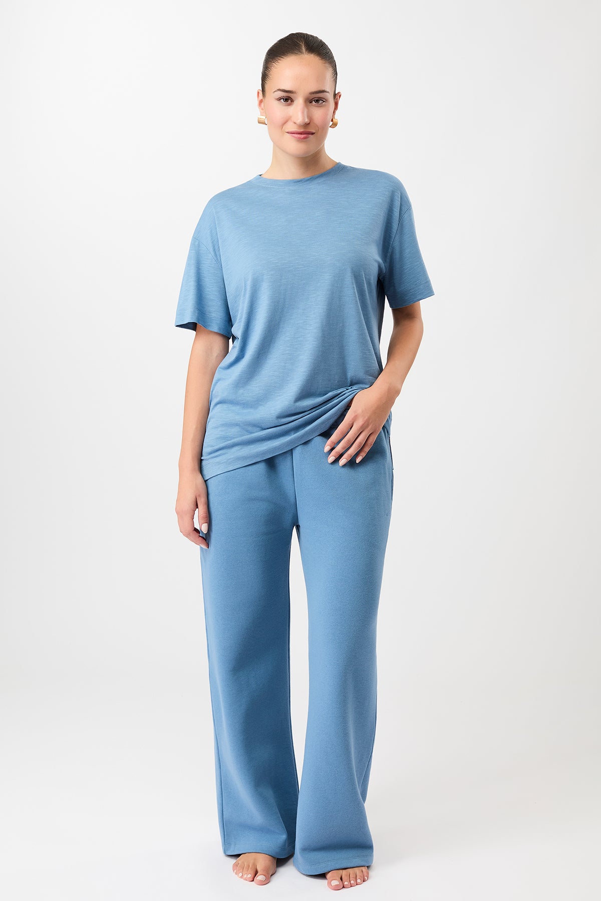 Mandala Fitness T-Shirt Blau Outfit Front - Boyfriend Tee