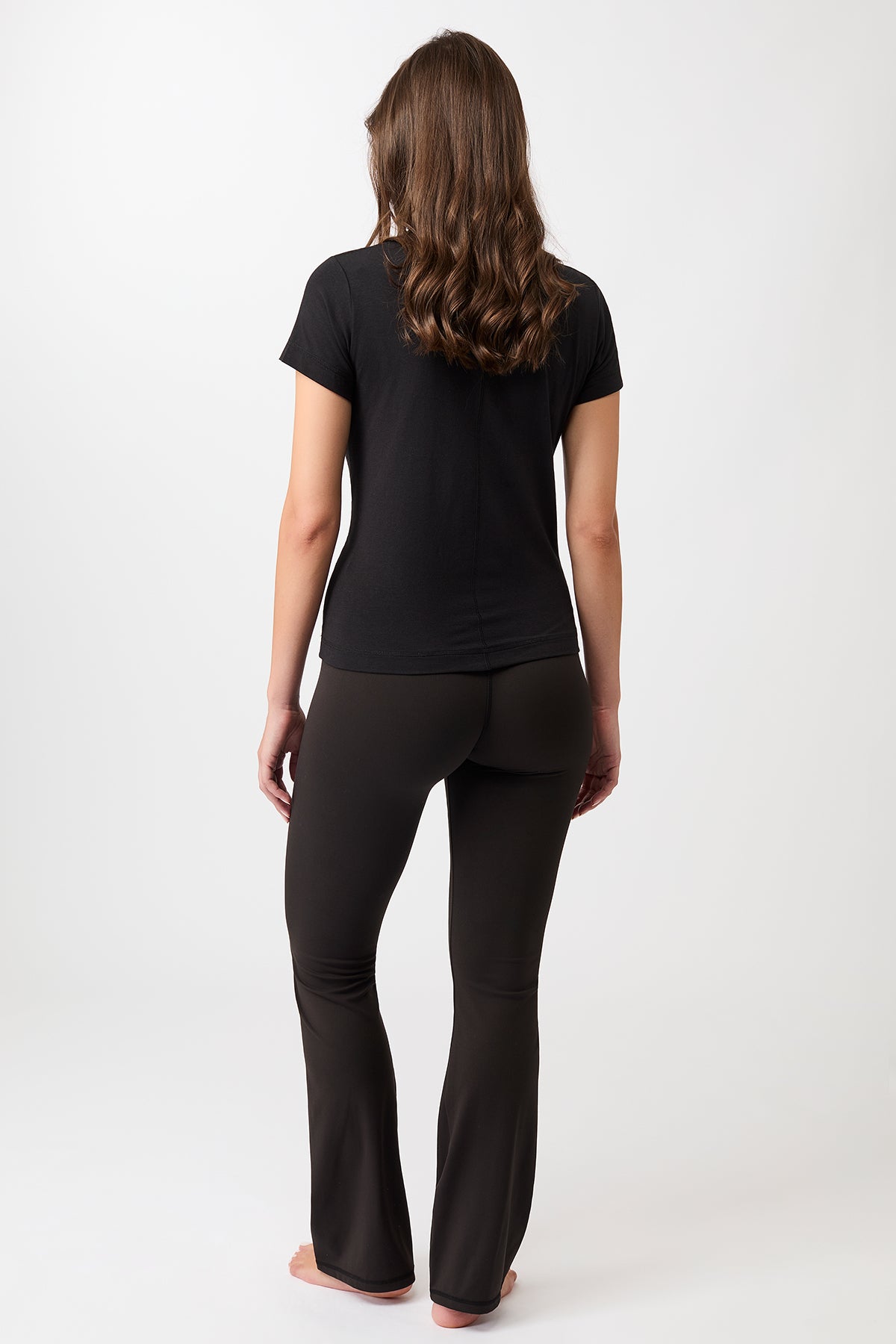 Mandala Fitness Shirt Schwarz Outfit Rückseite - Rest & Recovery Tee