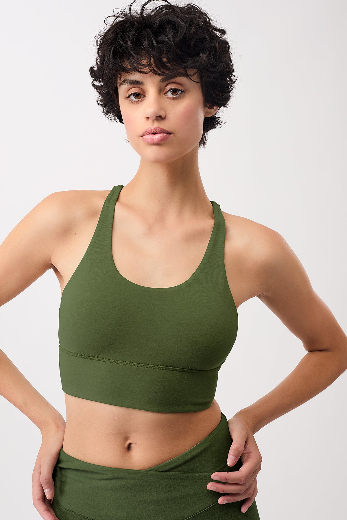 Mandala Sport Bra Grün Front - New Studio Bra