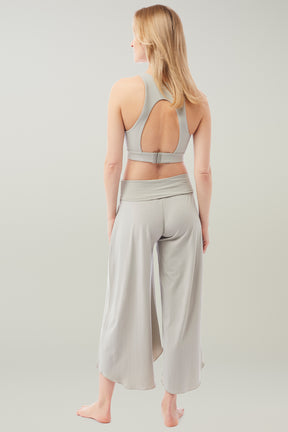 Mandala Yoga Bra Grün Outfit Rückseite - Open Back Bra