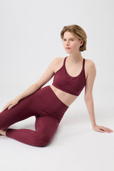 Mandala Trainings Bra Rot Outfit Front - Infinity Bra