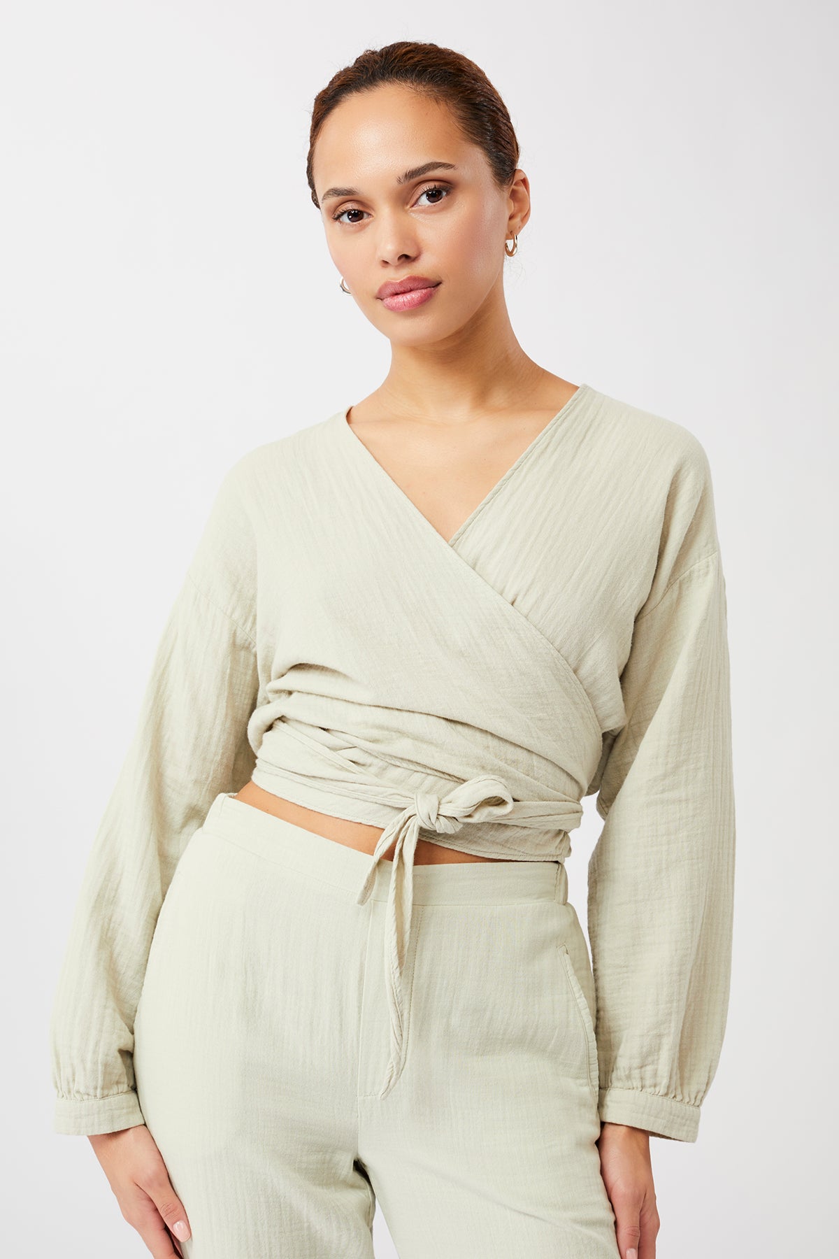 Mandala Yoga Jacke Grün Front - Wrap Top