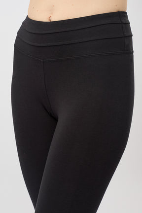 Mandala Sport Pant Schwarz Detail Front - Best Shaped Legging