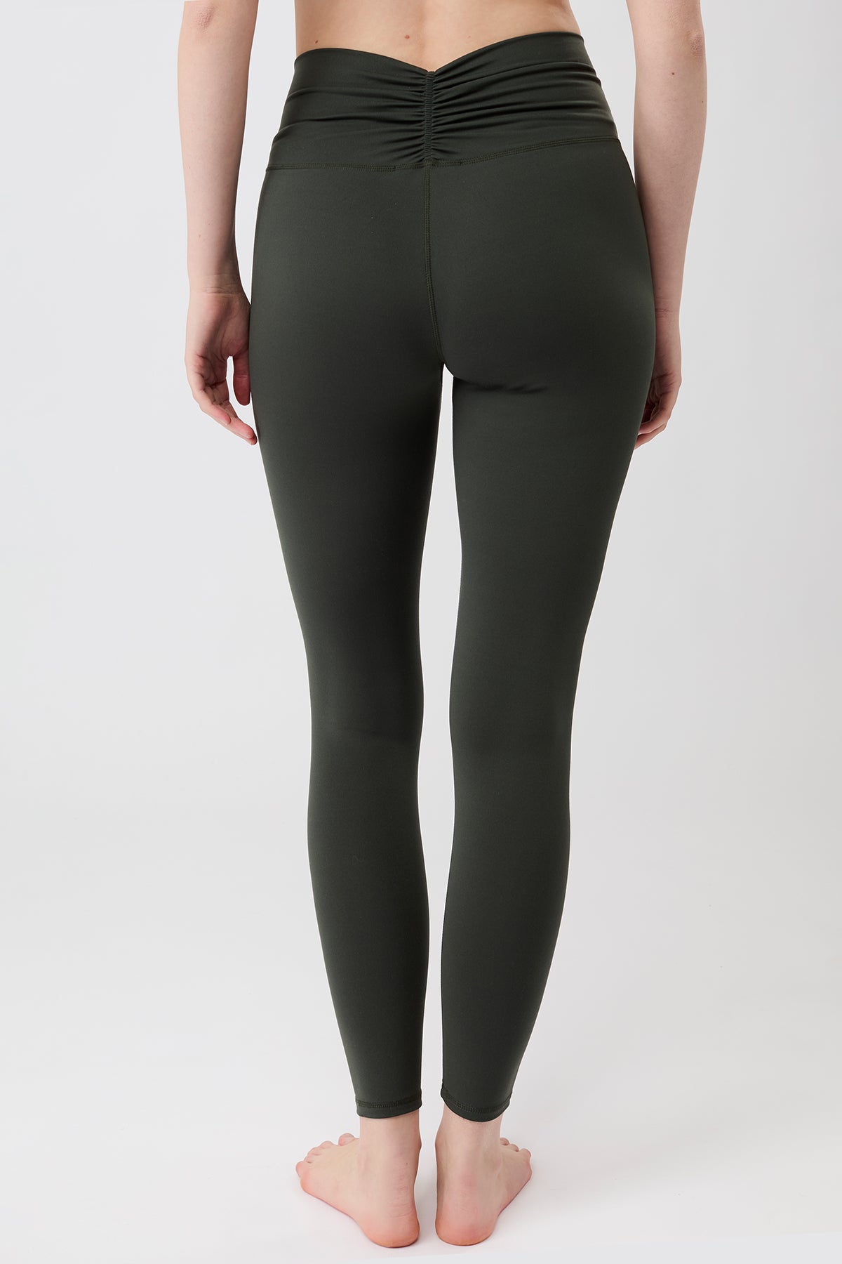 Mandala Sport Legging Dunkelgrün Rückseite - On Point Legging