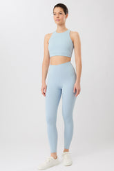 Mandala Fitness Legging Blau Outfit Front - On Point Legging#Farbe_Foggy Glass