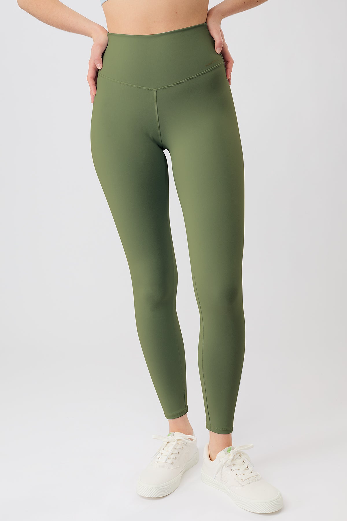 Mandala Fitness Legging Grün Front - On Point Legging