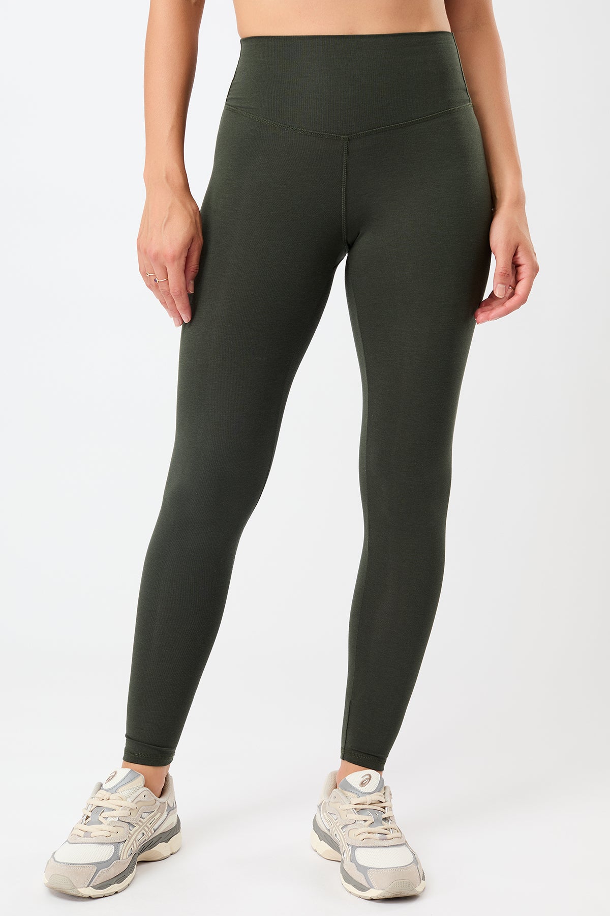 Mandala Sport Legging Grün Front - Best Loved Legging