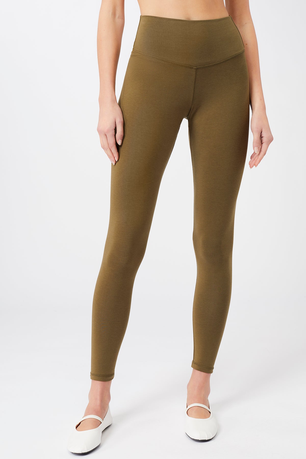 Women's Yoga Pants with Pockets - TENCEL™ Fabric – Anne Mulaire