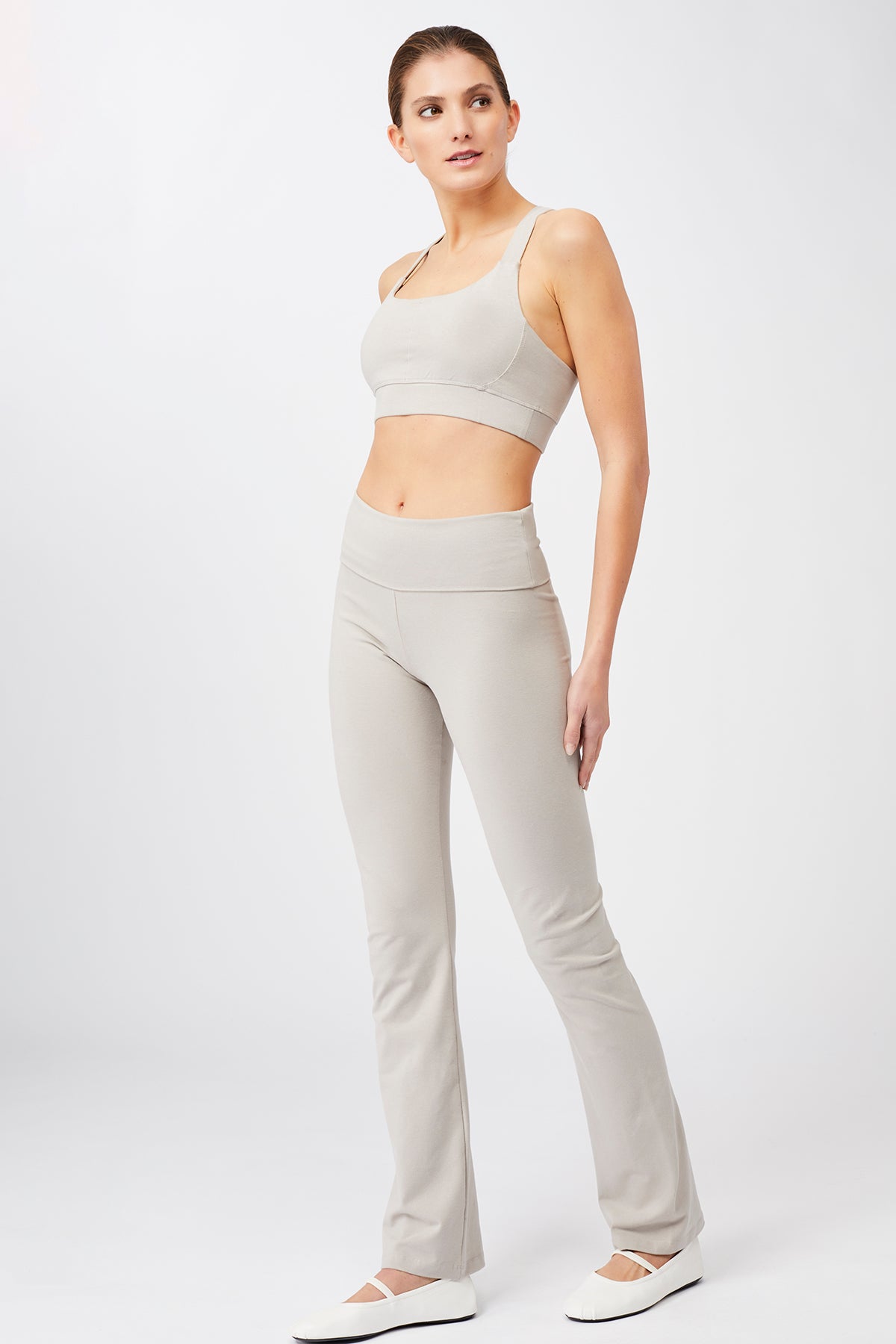Extra Support Bra + Roll Down Pants (Pistacchio)