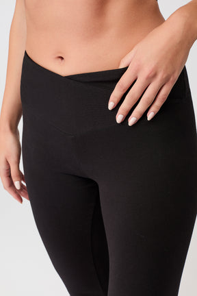 Mandala Fitness Hose Schwarz Detail Bund - Envelope Flared Pants