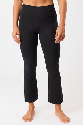 Mandala Sport Hose Schwarz Front - Cropped Flared Pants