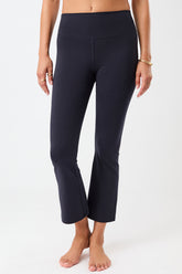 Mandala Sport Hose Blau Front - Cropped Flared Pants