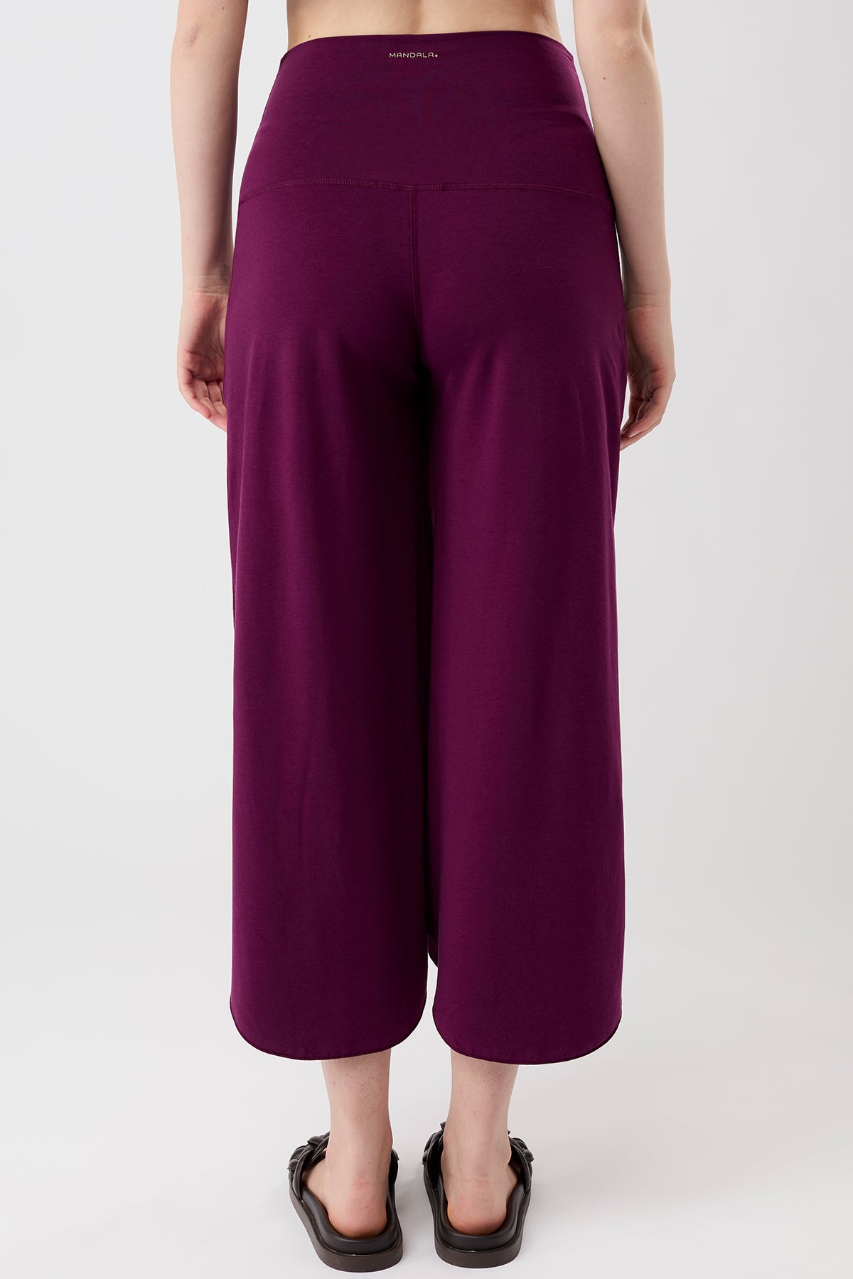 Mandala Sport Pant Lila Rückansicht - Tulip Pants