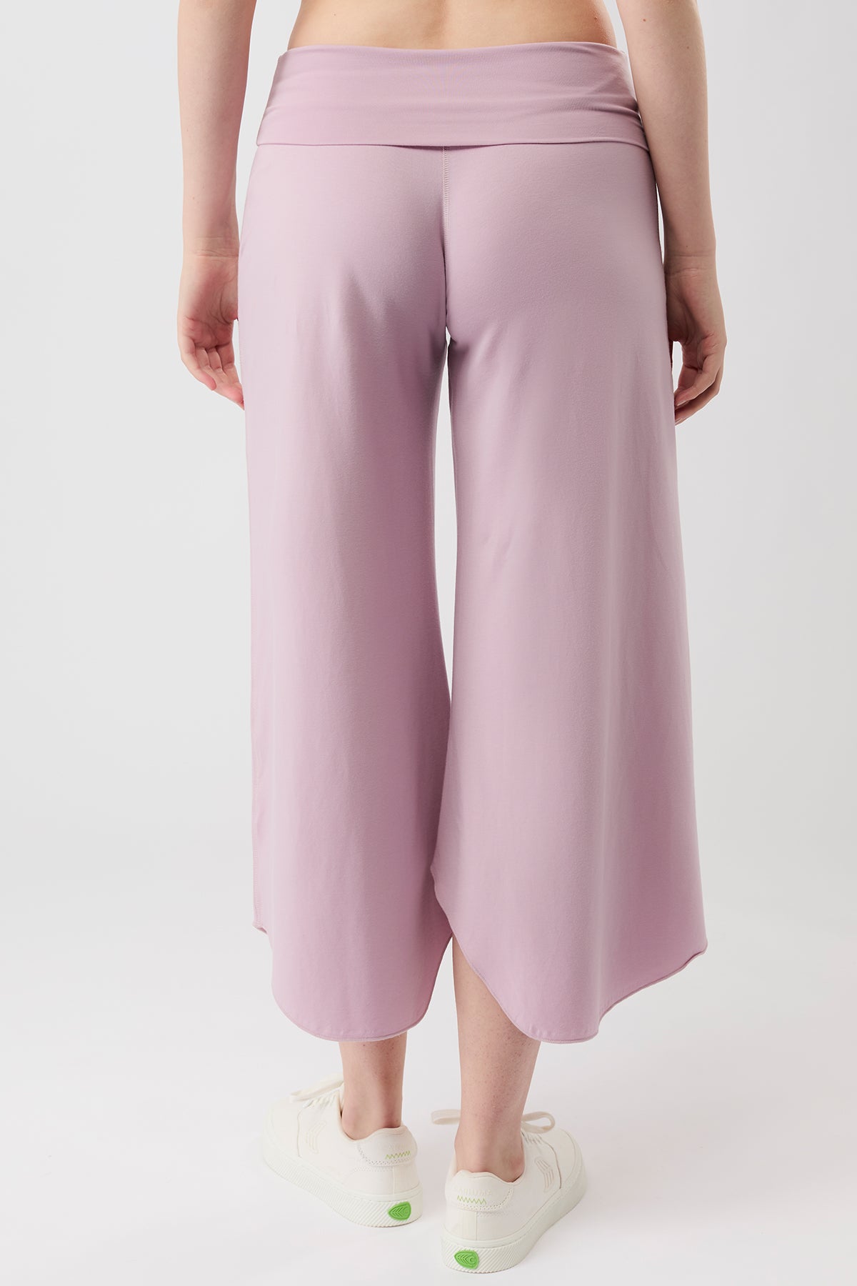 Mandala Sport Pant Rose Rückseite - Tulip Pants