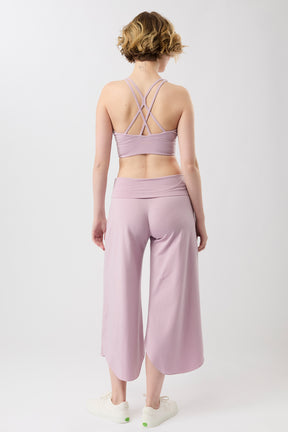 Mandala Sport Pant Rose Outfit Rückansicht - Tulip Pants