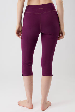 Mandala Fitness Pant Lila Rückseite - Capri Pants