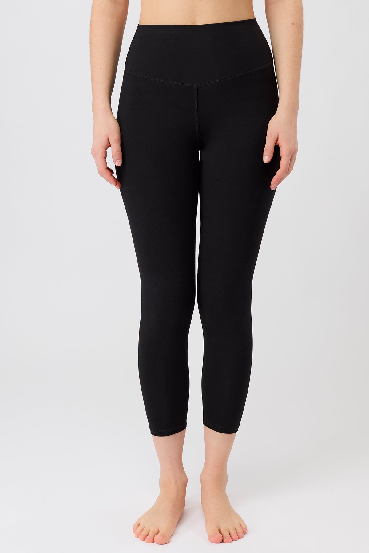 Mandala Active Legging Schwarz Front - Best Cropped Legging
