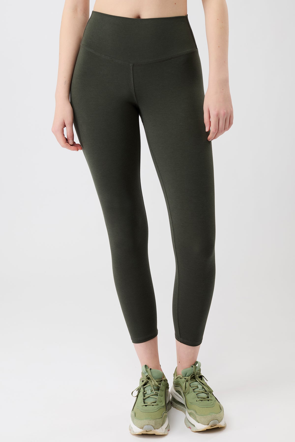 Mandala Active Legging Grün Front - Best Cropped Legging