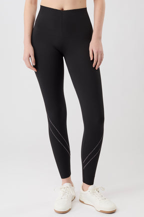 Mandala Sport Pant Schwarz Front - High Waist Surf Leggings