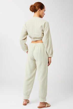 Mandala Yoga Pants Grün Outfit Rückseite - Milan Pants