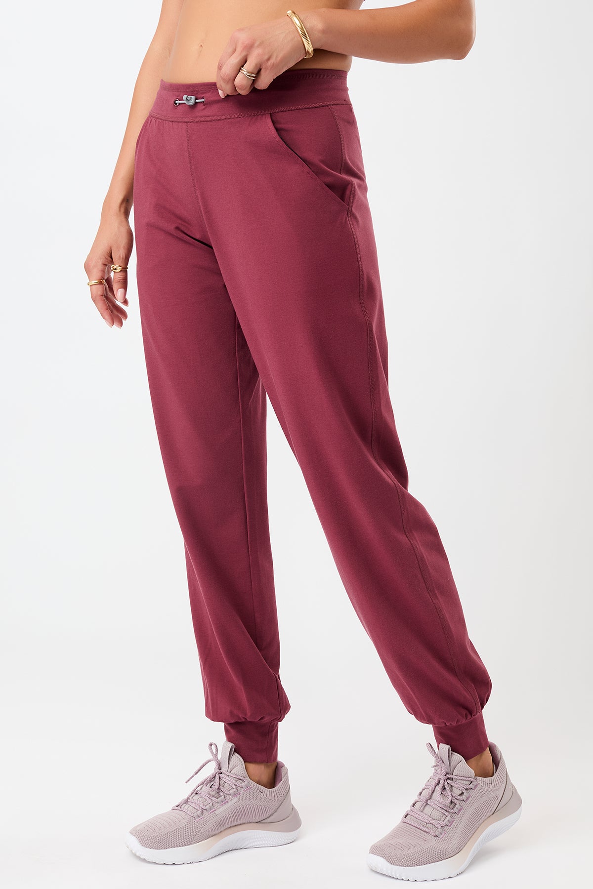 Mandala Trainings Hose Rot Front - The N.Y. Pants