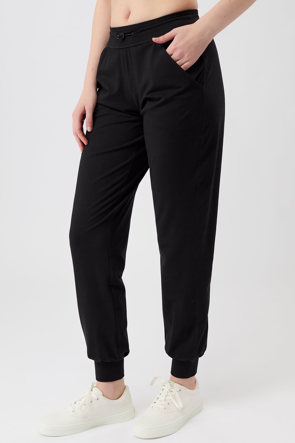 Mandala Trainings Hose Schwarz Seite - The N.Y. Pants
