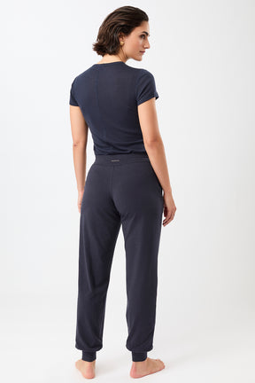Mandala Trainings Hose Blau Outfit Rückseite - The N.Y. Pants
