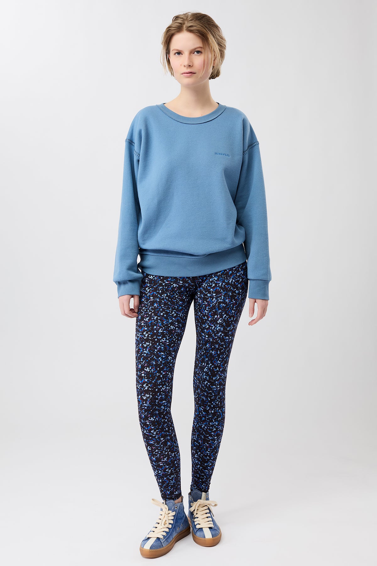 Mandala Trainings Pant Print Outfit Front - Printed Leggings