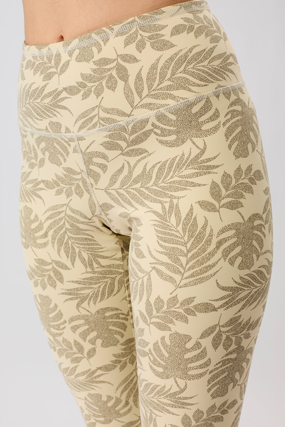 Mandala Trainings Pant Print Detail - Cosmic Leggings