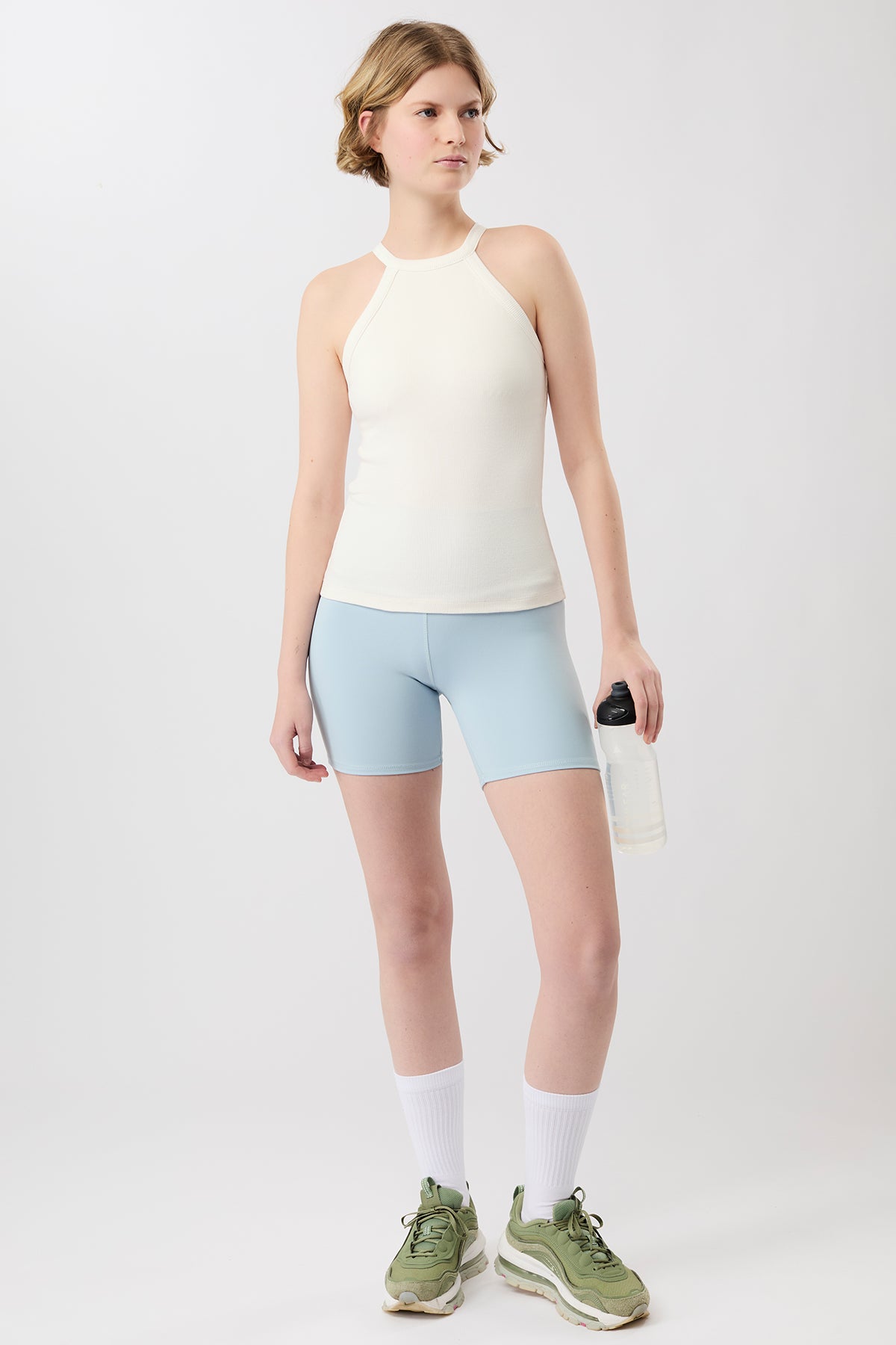 Mandala Sport Pant Blau Outfit Front - Biker Shorts