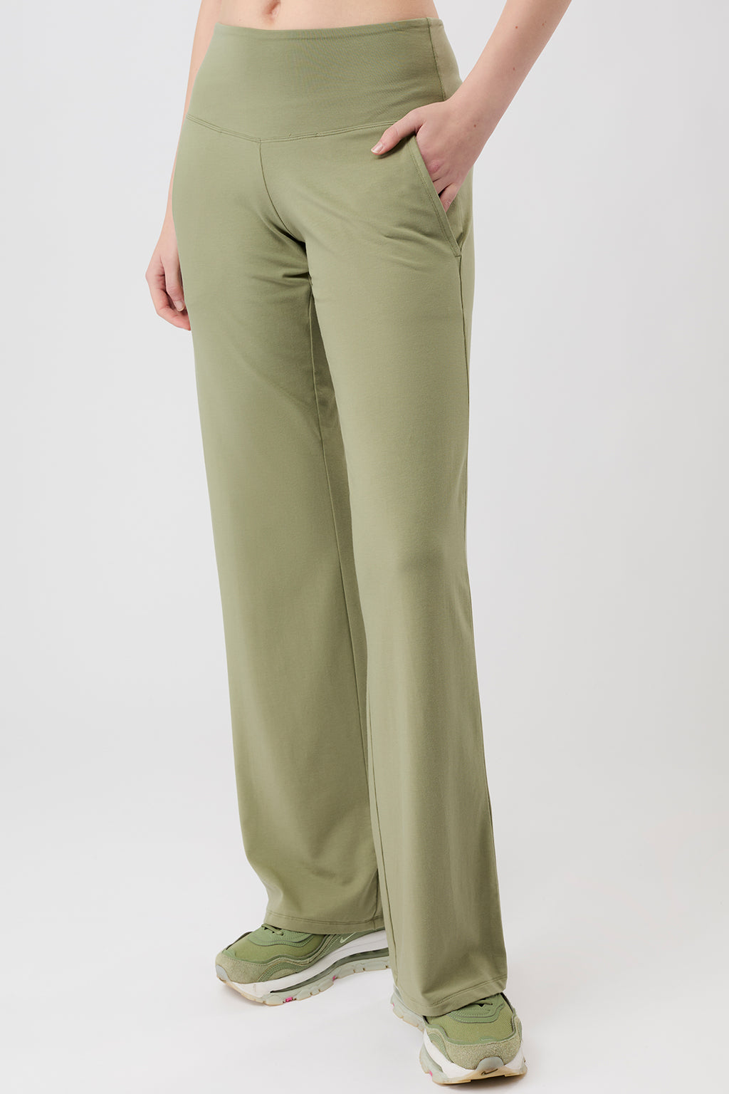 【Glowny】MOSS PADDED PANTS MOSS PADDED PANTS (BLACK) - GLOWNY