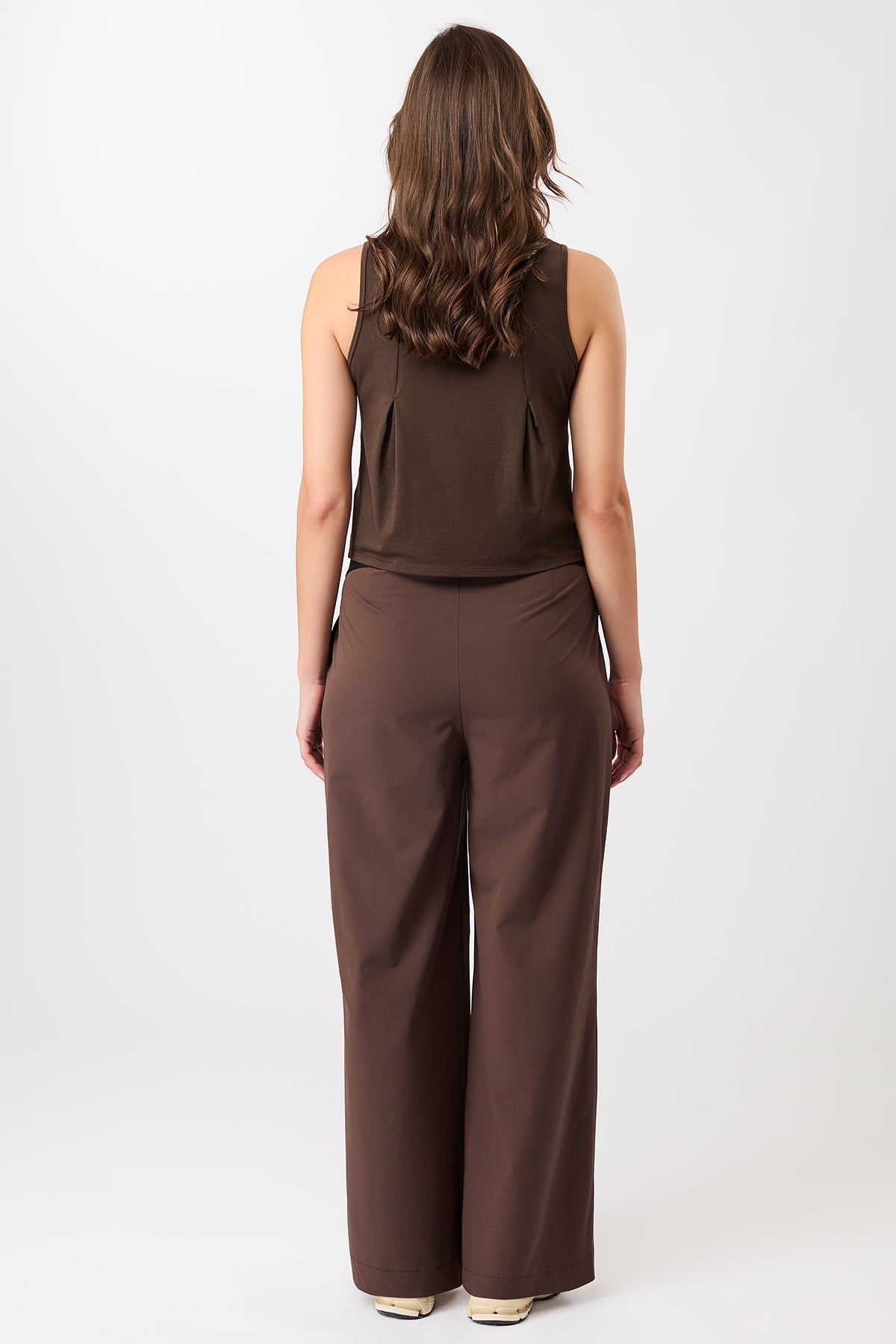 Mandala Fitness Hose Brown Outfit Rückseite - All Day Long Pants