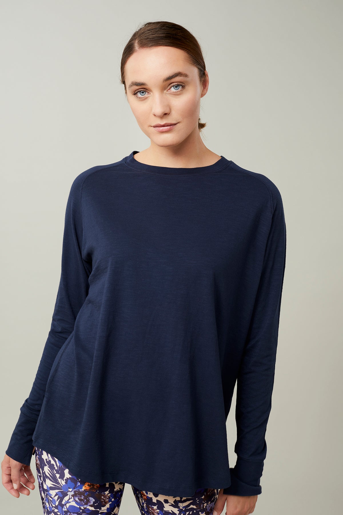 Mandala Yoga Shirt Blau Front - Active Long Sleeve
