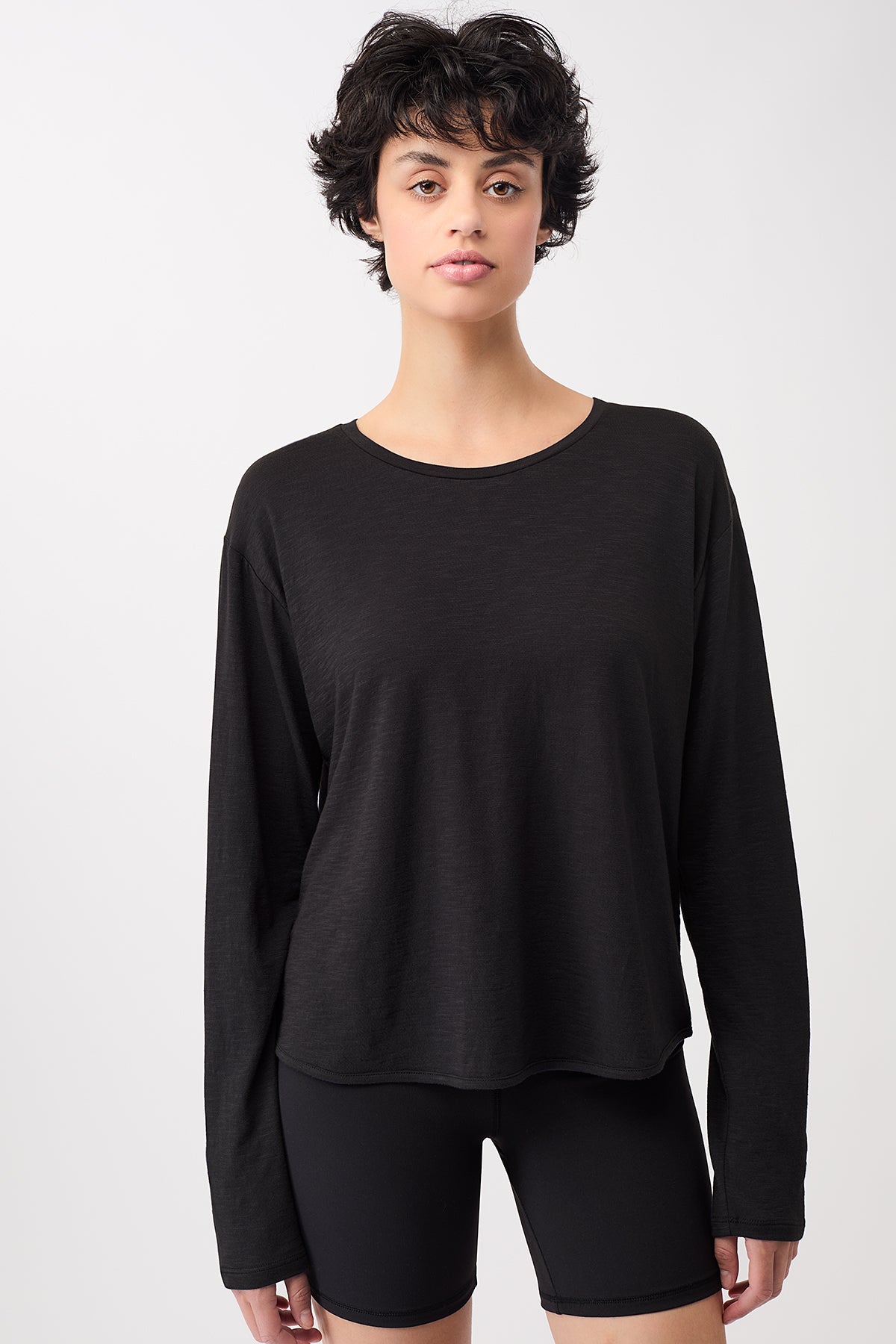 Mandala Sport Shirt Schwarz Front - Open Back Long Sleeve
