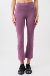 Mandala Trainings Pant Lila Front - Cropped Flared Pants