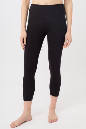 Mandala Fitness Pant Schwarz Front - Cropped Yoga Pant