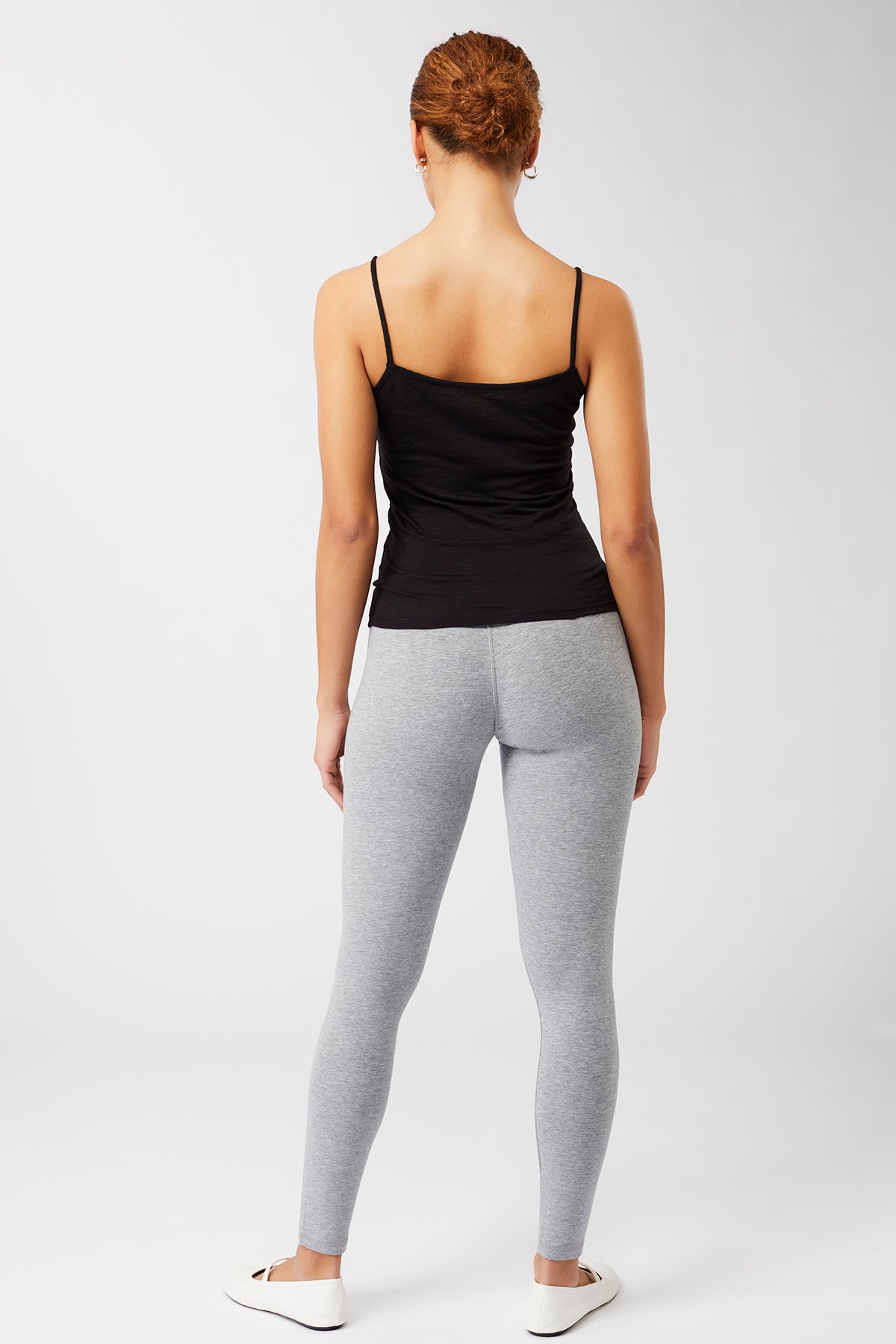 Mandala Yoga Top Schwarz Outfit Rückseite - Holly Top