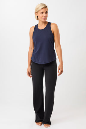 Mandala Fitness Top Blau Outfit Front - Racer Back Top