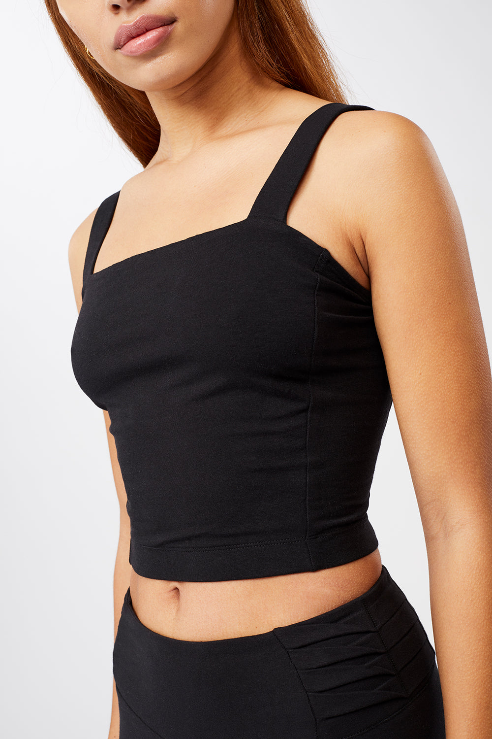 Mandala Sport Top Schwarz Detail Front - Pilates Tank