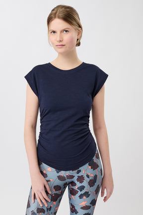 Mandala Active Top Blau Front - Side Ruffled Top